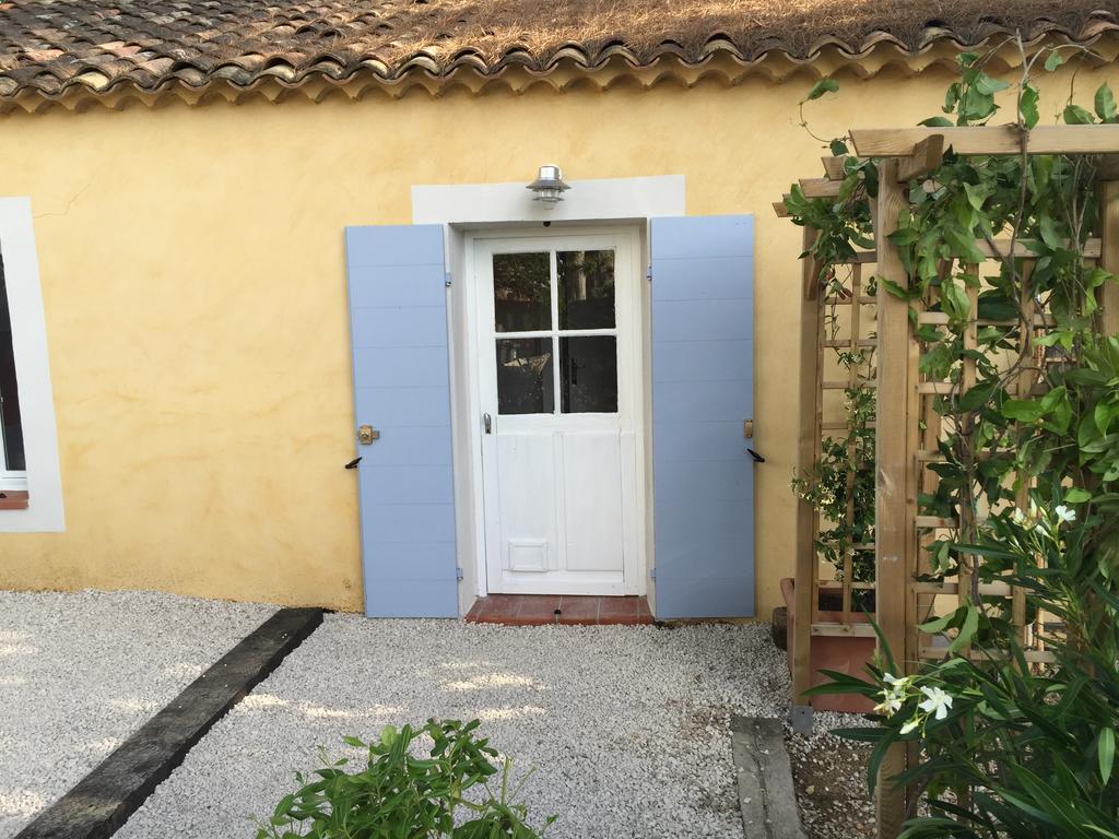 Charmant Studio Brignoles Exterior photo